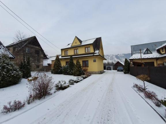 Pokoje I Apartamenty Regionalny Styl Ul Bachledy 41 ザコパネ エクステリア 写真